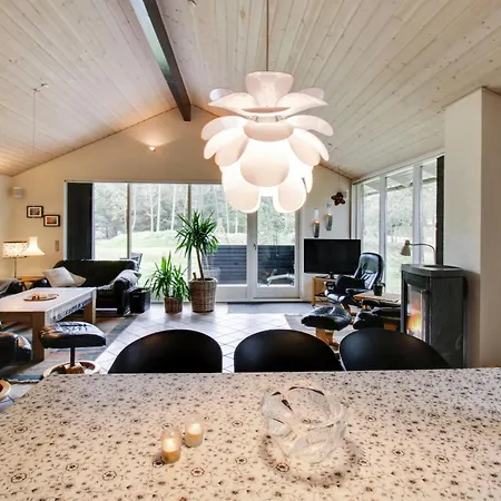 Sora - 2km From The Sea By Interhome