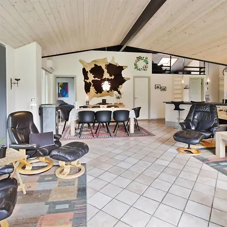 Sora - 2km From The Sea By Interhome Ferienhaus