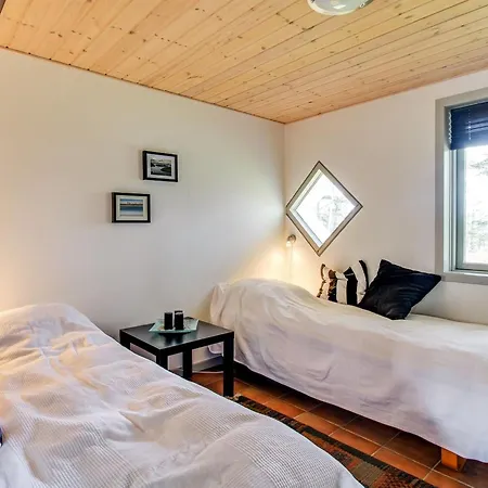 Sora - 2km From The Sea By Interhome