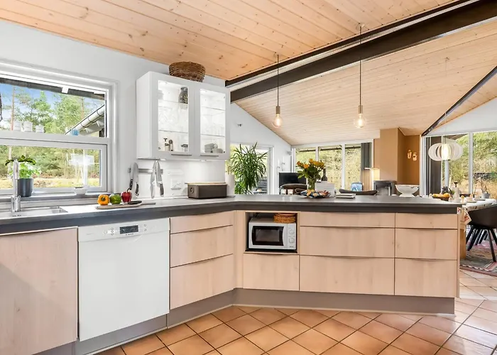 Sora - 2km From The Sea By Interhome